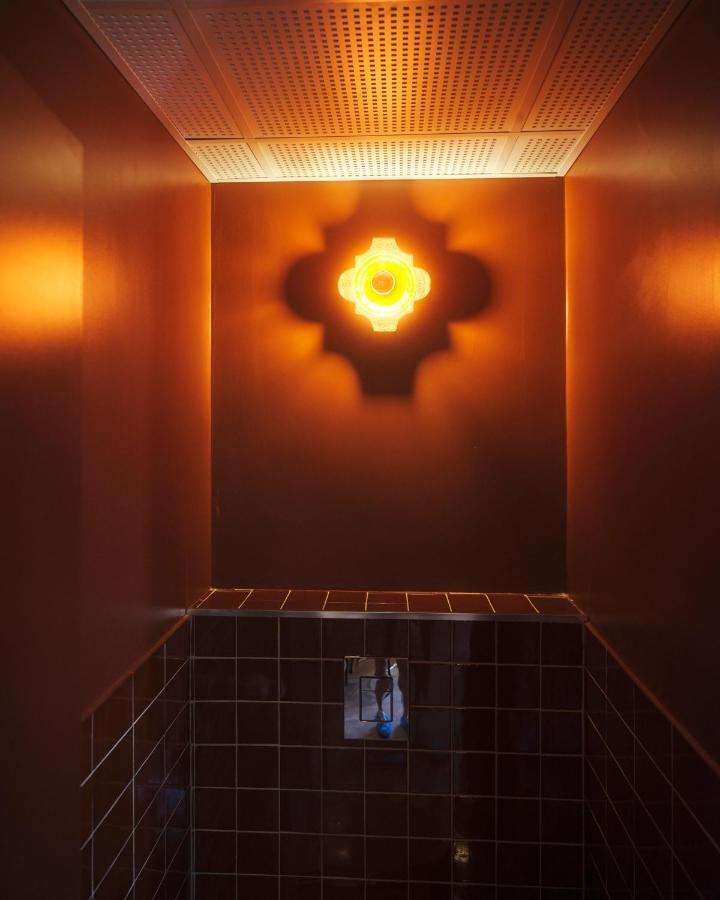 Hotel Present - Entree Autonome, Reception En Ligne - Encore Mieux Arles Exterior foto