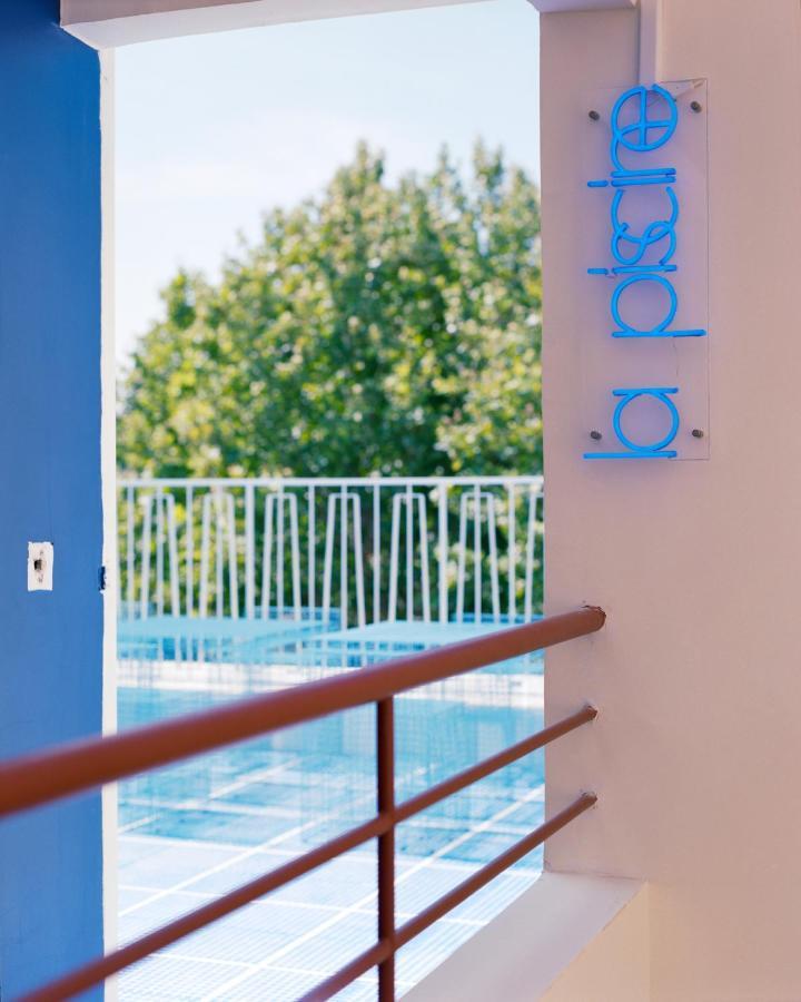 Hotel Present - Entree Autonome, Reception En Ligne - Encore Mieux Arles Exterior foto